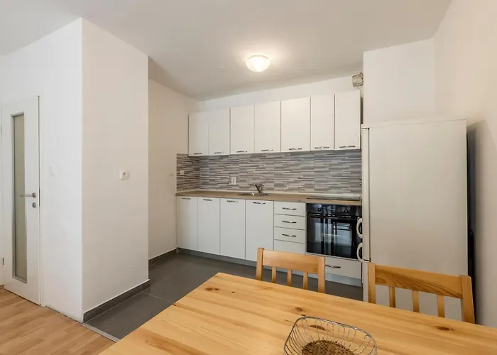 Lägenhet Pujanke - Large 3 Bedroom